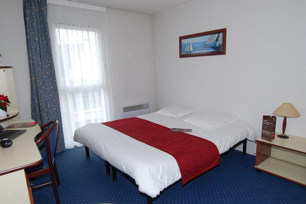 Cerise Lannion Aparthotel ภายนอก รูปภาพ