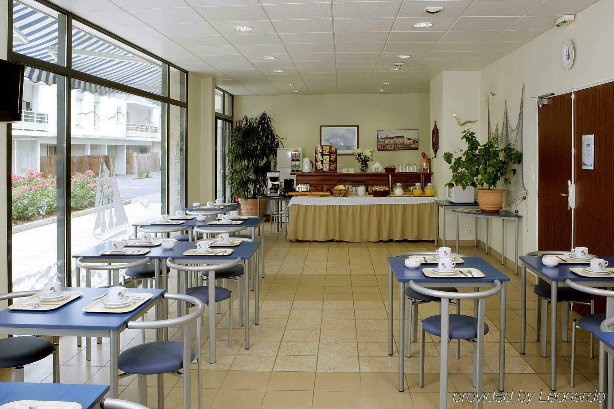 Cerise Lannion Aparthotel ภายนอก รูปภาพ